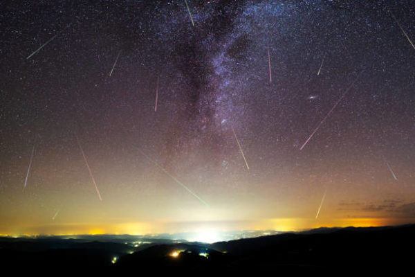 Liridas donde cuando observar la lluvia estrellas 